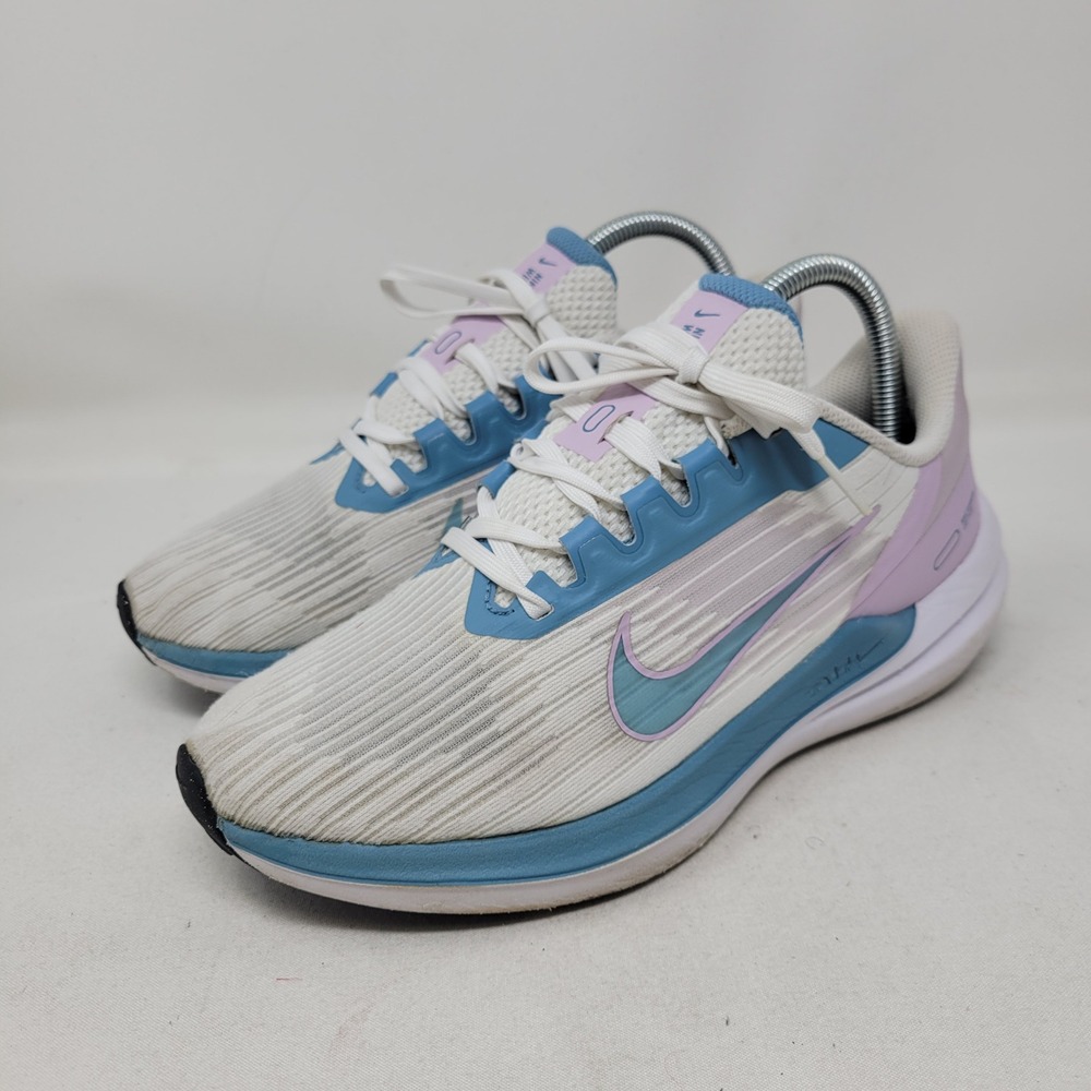 Nike Air Winflo 9 Womens Running Shoes White Blue Lavender DZ4446-100 Size 7.5